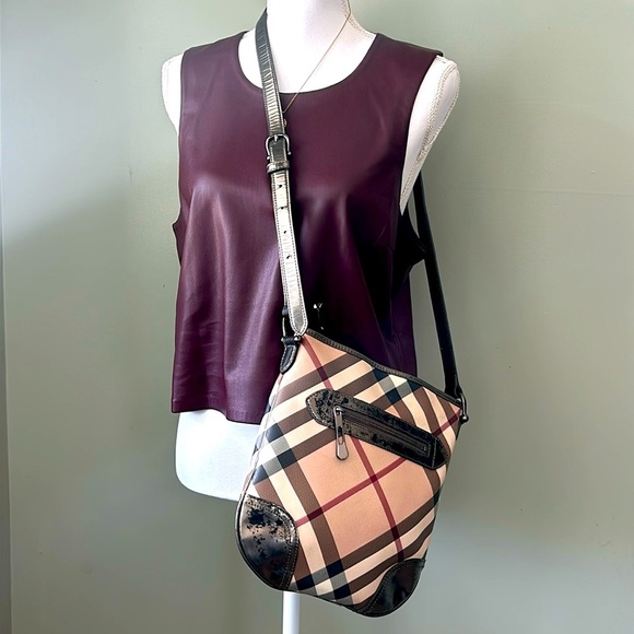 💯 authentic Burberry Patent Nova Check Dryden Crossbody Bag - Picture 1 of 16